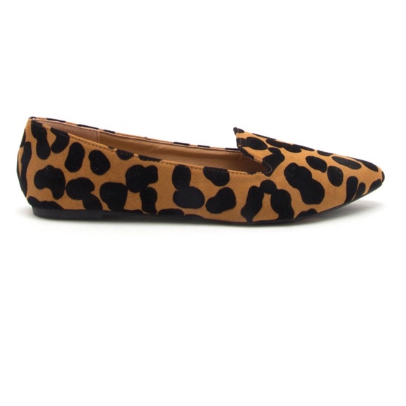 QUPID • Leopard Flats - Picture 4 of 7